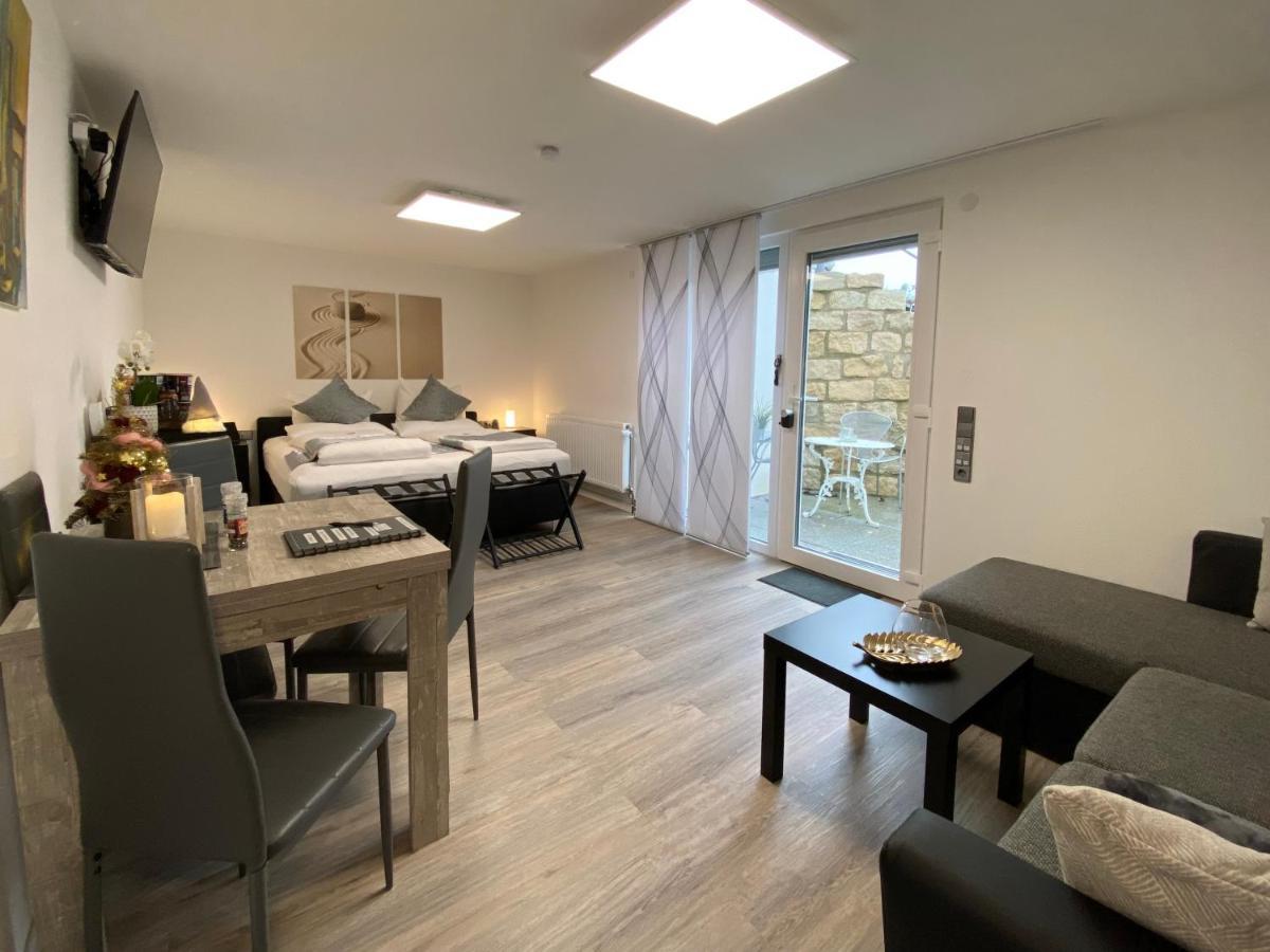 1,5 Zimmer Apartment In S-Bahn Naehe, 35 Qm, Max 4 Pers, Zentral, Private Terasse, Internet 250 Mbit Gärtringen Екстериор снимка