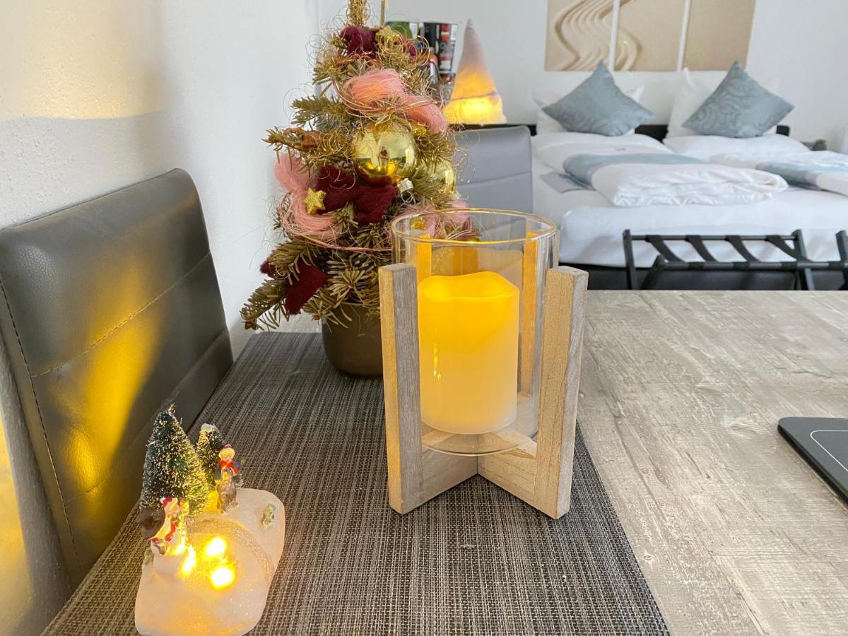 1,5 Zimmer Apartment In S-Bahn Naehe, 35 Qm, Max 4 Pers, Zentral, Private Terasse, Internet 250 Mbit Gärtringen Екстериор снимка